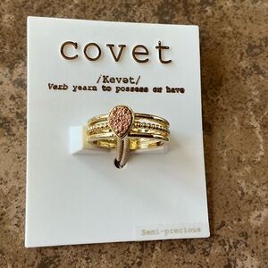COVET CZ Teardrop band Ring